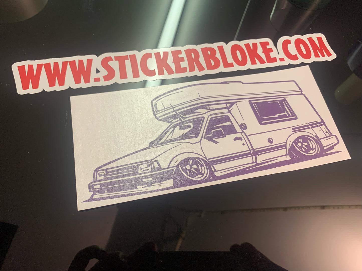ROMAHOME STYLE COMIC VAN