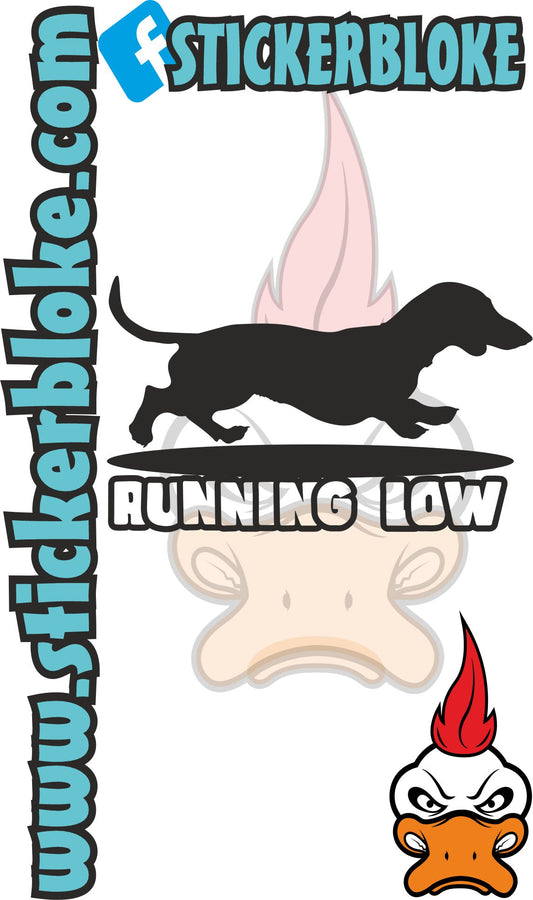 RUNNING LOW STICKER SAUSAGE DOG